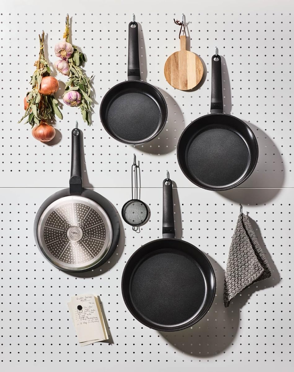 image:imageFissler Ceratal Evo Comfort Frying Pan Diameter 26 cm Orbit Black Ceramic Pan Made Without PFASPTFE WaterBased NonStick Coating Ergonomic Handle Induction Made in Germany